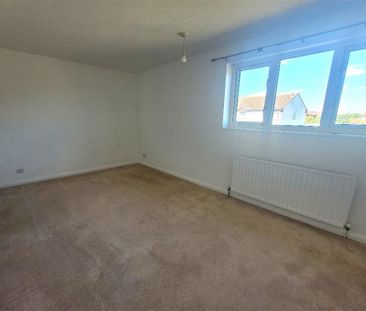 2 bedroom semi-detached house to rent - Photo 3