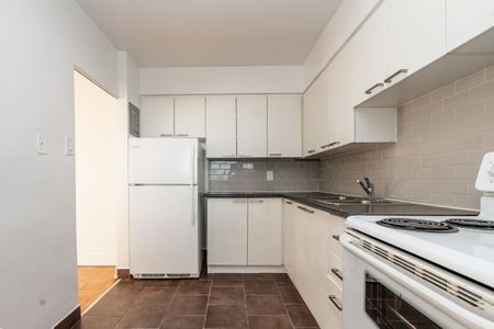 265 Dixon Road - Photo 2