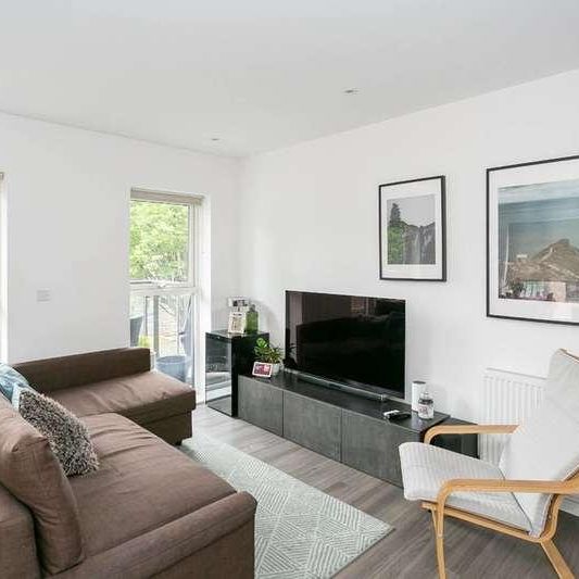 Henbury Way, Bushey, WD19 - Photo 1