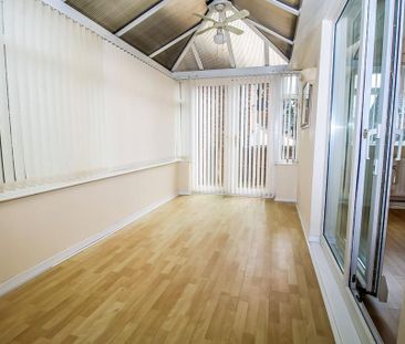 3 bedroom semi-detached house to rent - Photo 4