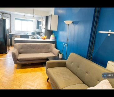 6 bedroom terraced house to rent - Photo 1