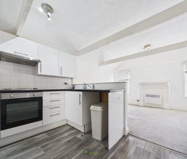 Adair Road, Southsea, PO4 - Photo 4