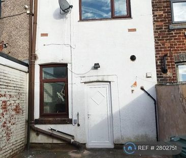 2 bedroom terraced house to rent - Photo 5
