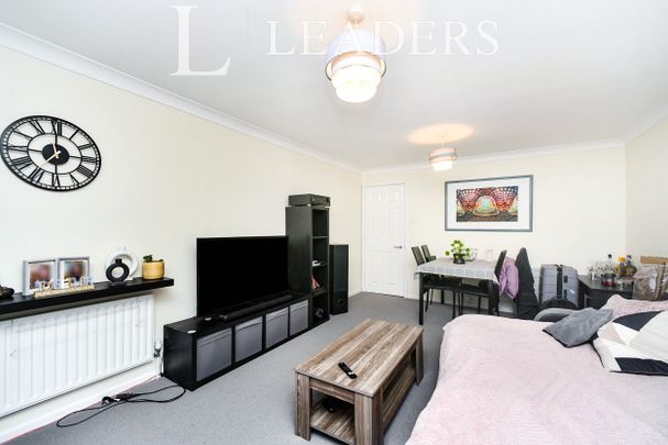 2 bedroom apartment to rent Britannia Court, The Strand, Brighton, BN2 - Photo 1