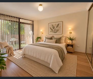 Spacious Garden Apartment with Two Private Courtyards - Photo 3