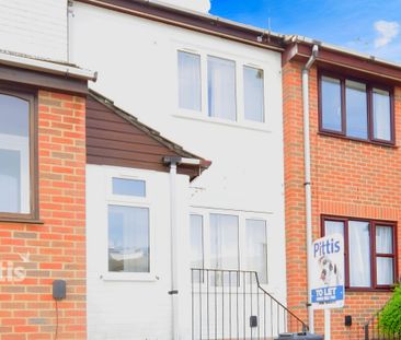 2 bedroom terraced house to rent - Photo 5