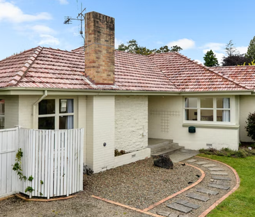 Charming 3-Bedroom Home in Beerescourt, Hamilton - Photo 1