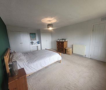 3 bedroom semi-detached house to rent - Photo 6