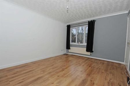 2 bedroom semi-detached house to rent - Photo 4
