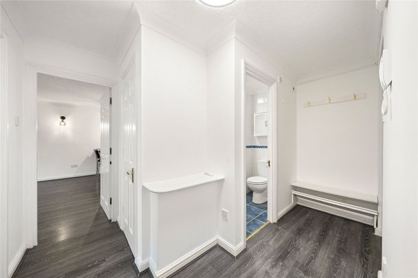 Cobham Gate, Freelands Road, KT11 - Photo 1