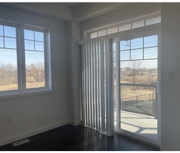 For Lease - 1169 Garner Road Unit# 31, Hamilton, Ontario - Photo 4