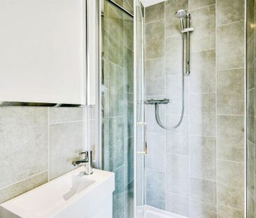 3 bedroom semi-detached house to rent - Photo 6