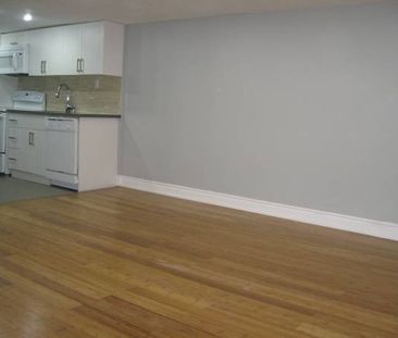 One bedroom Apartment in Prime High Park Area - Photo 1