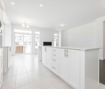 For Lease - 234 ZINNIA Way, Blossom Park - Airport and Area, Ontario - Photo 2