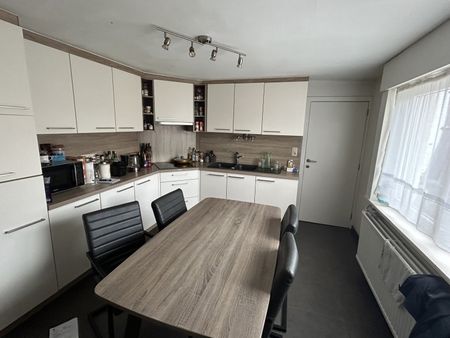 Ruime woning in het centrum van Winkelomheide - Foto 3