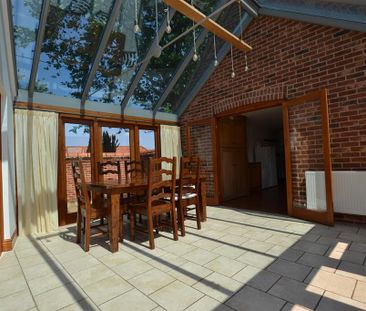 3 bedroom barn conversion to rent - Photo 4