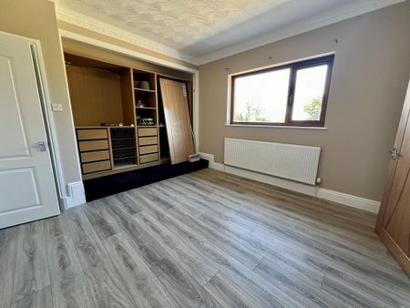 3 bedroom detached bungalow to rent - Photo 4
