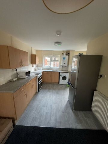 Room in a Shared House, Papyrus Way, B36 - Photo 3