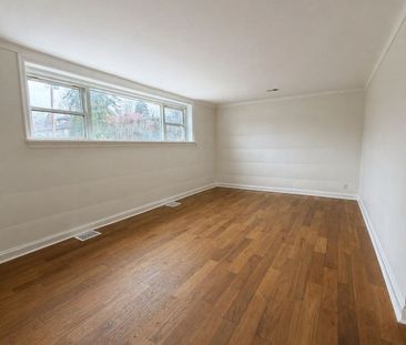 For Lease - 663 Tweedsmuir Avenue Unit# 1, Westboro - Hampton Park,... - Photo 4
