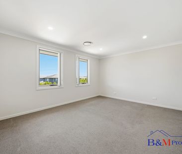 Your Palatial North Kellyville Sanctuary Awaits - Photo 6