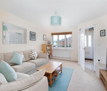 3 bedroom end of terrace house to rent - Photo 1