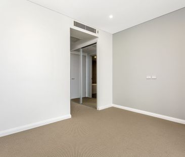 D1142/1 Finch Drive, Pagewood - Photo 1