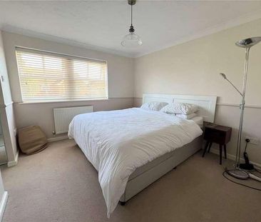 Tench Way, Romsey, Hampshire, SO51 - Photo 1