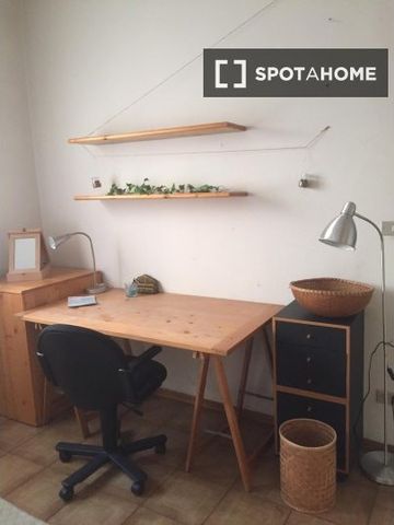 bologna, Emilia-Romagna 40122 - Photo 3