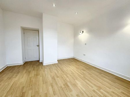 2 bedroom semi-detached house to rent - Photo 2