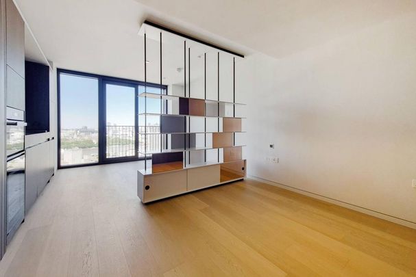 Studio to rent - Photo 1