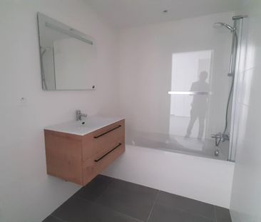 location Appartement T2 DE 42.11m² À ST GREGOIRE - Photo 4