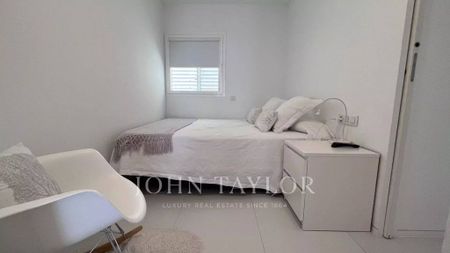 2 bedroom luxury Apartment for rent in Ibiza, Balearic Islands - Photo 5
