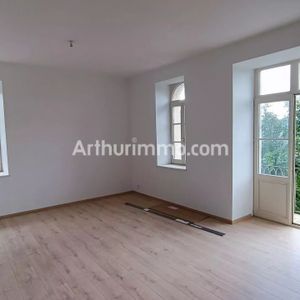 Location Appartement 4 pièces 89 m2 à Lons-le-Saunier - Photo 2