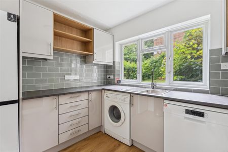 Totteridge Road, High Wycombe - Photo 4