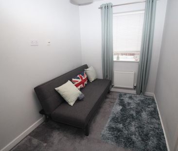 White Swan Close, Killingworth, Newcastle Upon Tyne - Photo 3