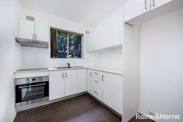 4/48 Henson Street, Marrickville, NSW 2204 - Photo 1