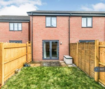 2 bedroom end of terrace house to rent - Photo 4