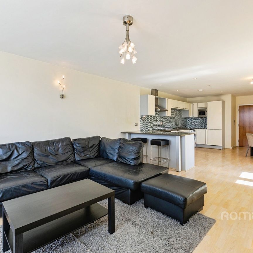 2 bedroom apartment to rent - Photo 1