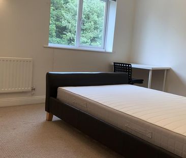 4 bedroom house to rent - Photo 4