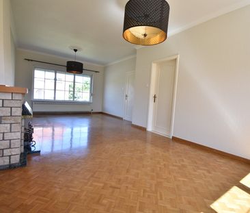 Verzorgde vrijstaande woning met 3 slaapkamers vlakbij centrum Hoeselt - Foto 1