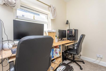 2 bedroom terraced house to rent - Photo 5