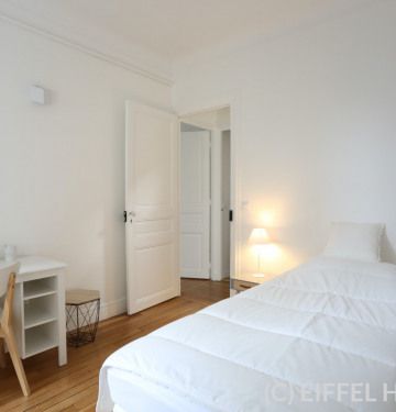 Appartement • La Plaine des Sablons - Photo 5