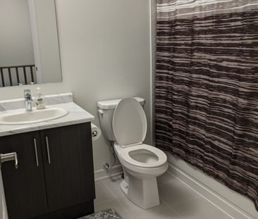 For Lease - 18 Mappin Way, Whitby, Ontario - Photo 2