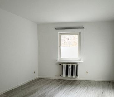 Zur Miete: Forchheim Innenstadt - Neu renovierte 3-Zimmer-Wohnung i... - Photo 2