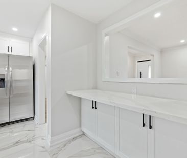 For Lease - 2370 Camilla Road, Mississauga, Ontario - Photo 3