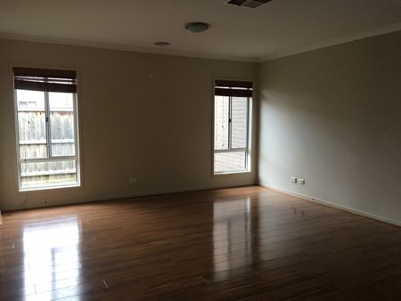 28 Gascoyne Way, Truganina VIC 3029 - Photo 3