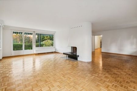 Spacious 5.5-room apartment with garden access in Seefeld - Photo 2