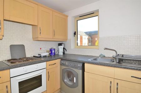 4 bedroom house to rent - Photo 2