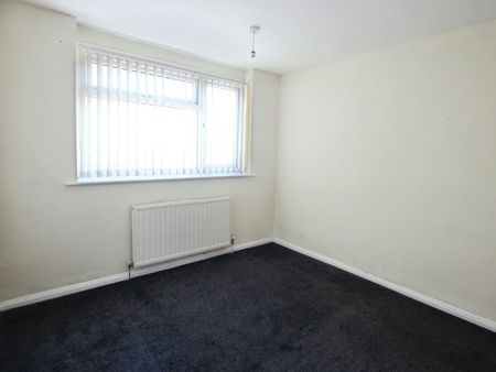 Terraced House to rent on - Photo 2