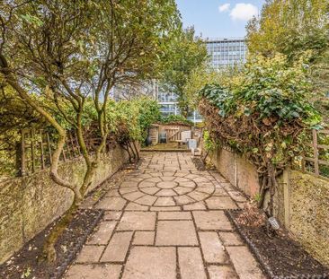 2 bedroom maisonette to rent - Photo 5